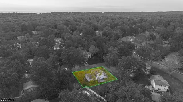 $899,999 | 19 Slope Drive, New Providence, NJ 07974