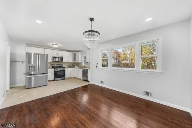 $899,999 | 19 Slope Drive, New Providence, NJ 07974