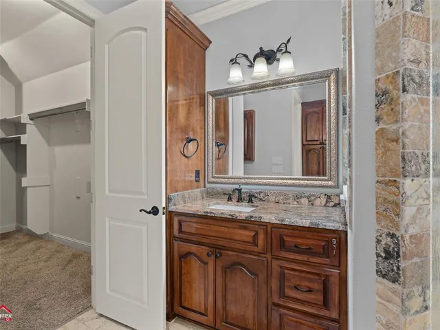 a view of walk in closet