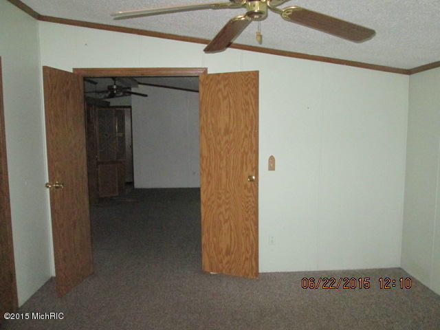 525 Shaw Road Ravenna, MI 49451 - Photo 12 of 20 IMG_7637