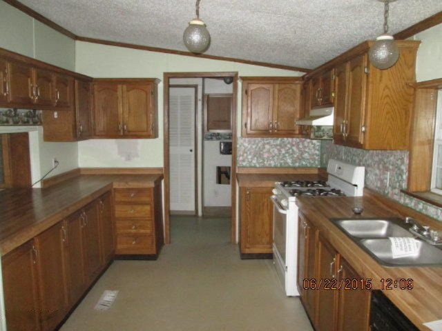525 Shaw Road Ravenna, MI 49451 - Photo 7 of 20 IMG_7631