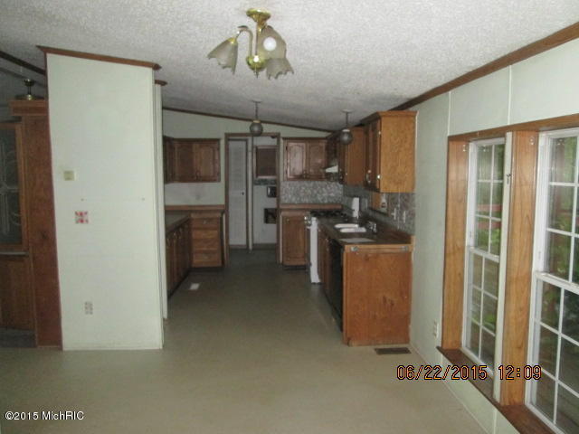 525 Shaw Road Ravenna, MI 49451 - Photo 8 of 20 IMG_7634