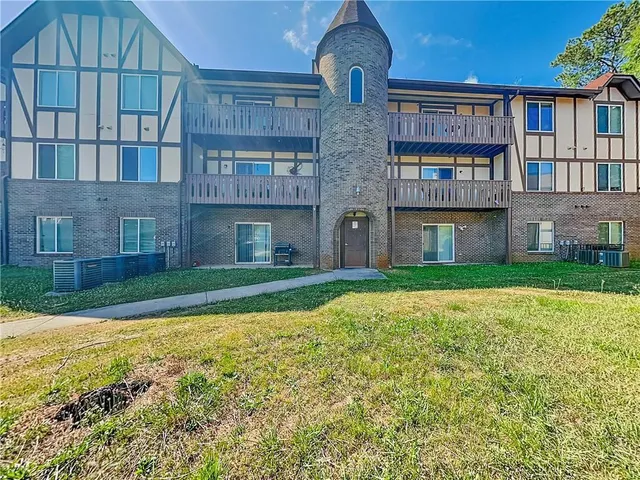 $1,280 | 1020 Camelot Drive, Atlanta, GA 30349