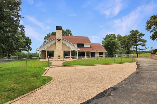 $699,900 | 19413 Highway 79, Jacksonville, TX 75766