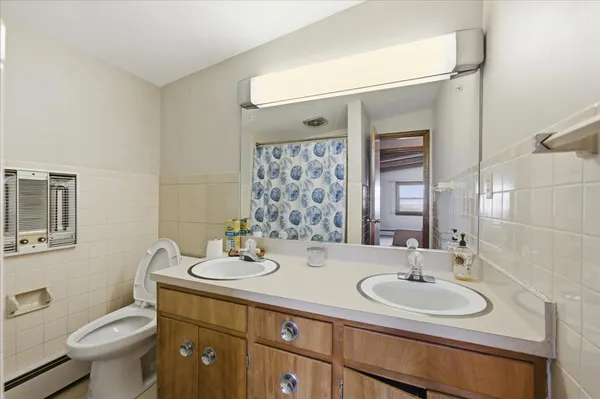 $405,000 | 616 Seneca Drive, Aurora, IL 60506