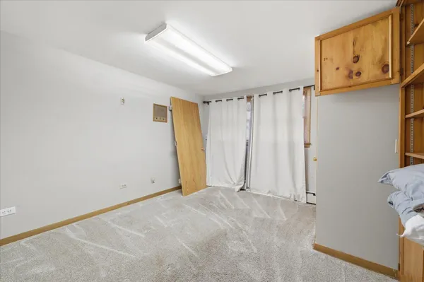 $405,000 | 616 Seneca Drive, Aurora, IL 60506