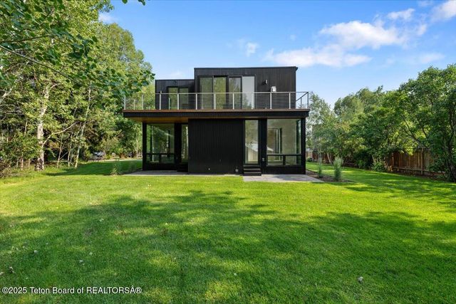 $6,300,000 | 80 Rancher Street, Jackson, WY 83001