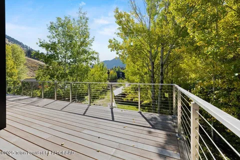 $6,300,000 | 80 Rancher Street, Jackson, WY 83001