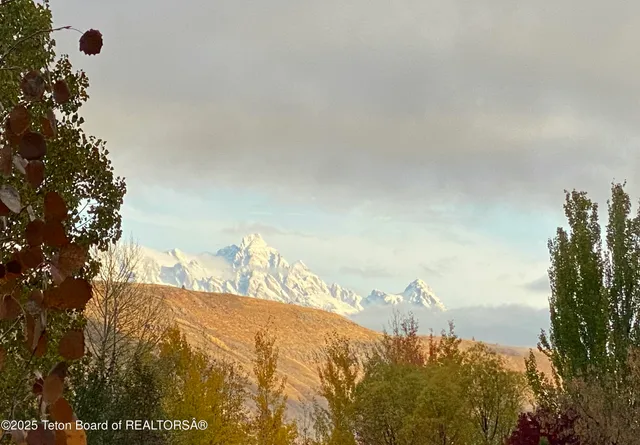 $6,300,000 | 80 Rancher Street, Jackson, WY 83001