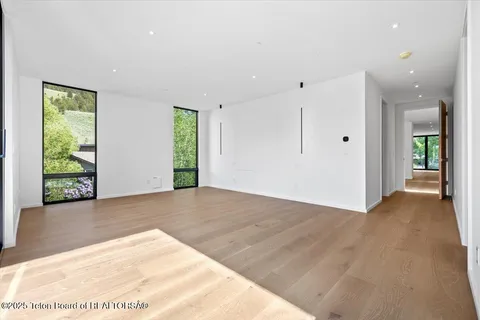 $6,300,000 | 80 Rancher Street, Jackson, WY 83001