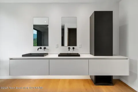 $6,300,000 | 80 Rancher Street, Jackson, WY 83001