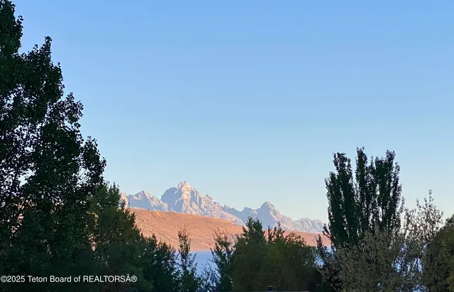 $6,300,000 | 80 Rancher Street, Jackson, WY 83001
