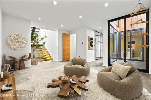 $6,300,000 | 80 Rancher Street, Jackson, WY 83001