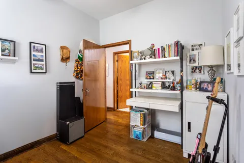 $465,000 | 4336 North Kenmore Avenue, Unit 2S, Chicago, IL 60613