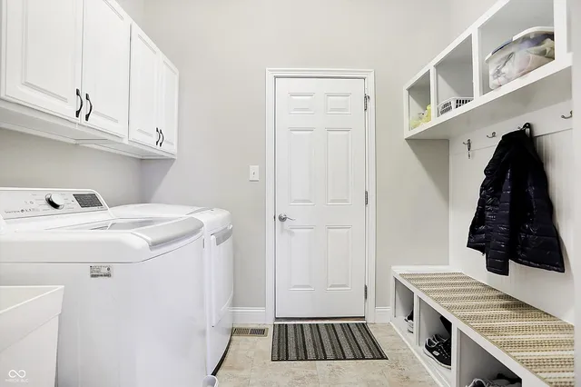 $799,900 | 3924 Bear Creek Way, Carmel, IN 46074