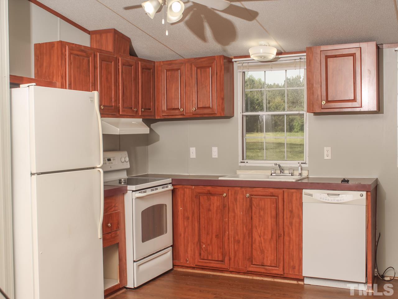 643 Cedar Cove Road Henderson, NC 27537 - Photo 5 of 15 Gallery Image 5
