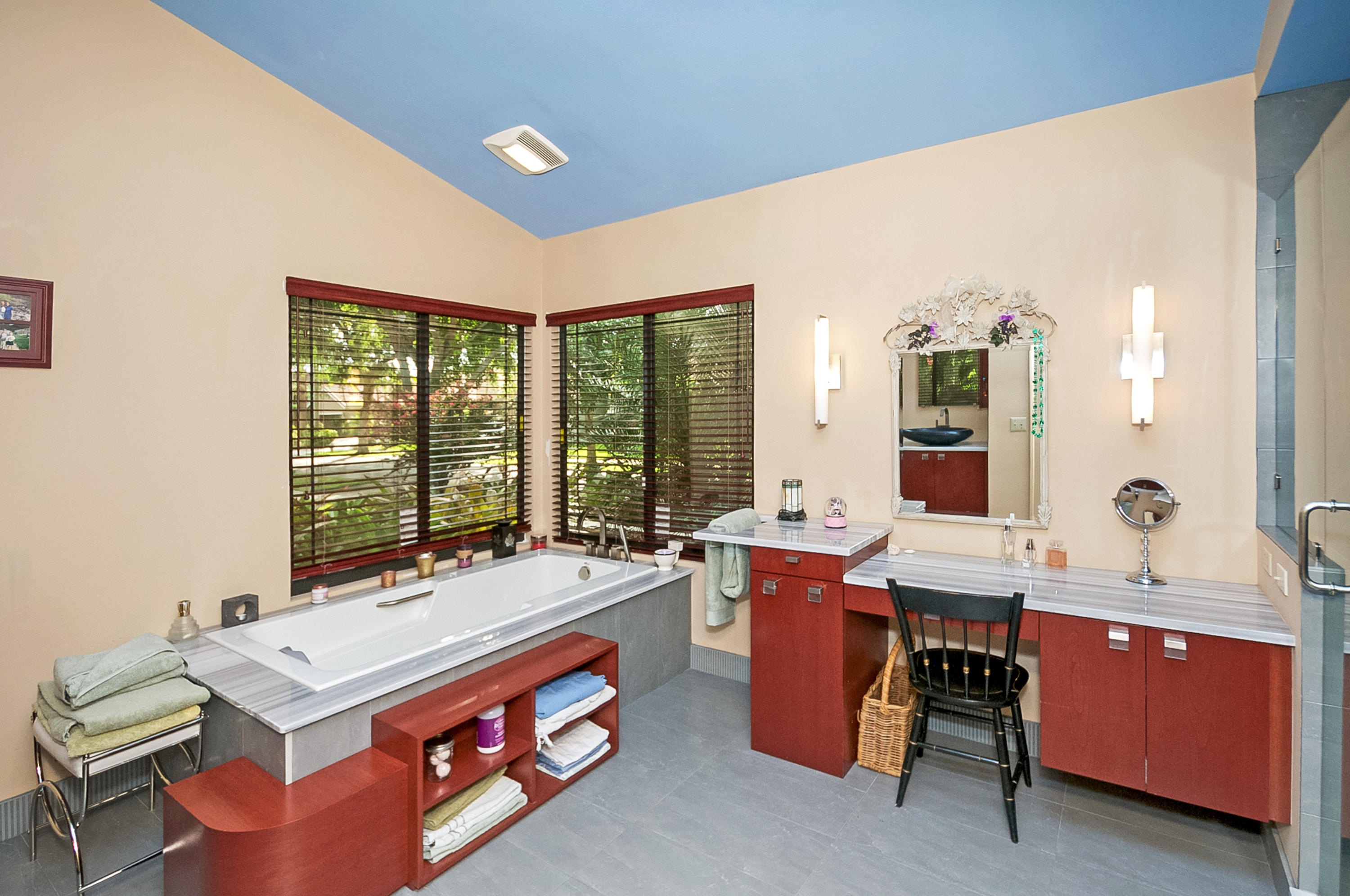 2920 Northwest 28th Terrace Boca Raton, FL 33434 - Photo 20 of 32 Master Bath