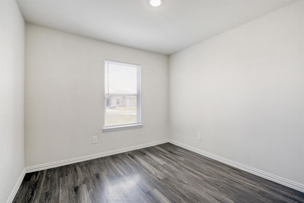 429 Shorty Street Mabank, TX 75147 - Photo 8 of 25