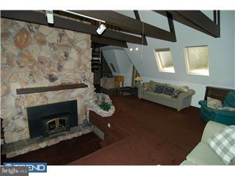 310 Mountain View Road Shillington, PA 19607 - Photo 7 of 12