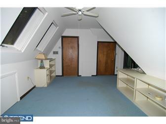310 Mountain View Road Shillington, PA 19607 - Photo 10 of 12