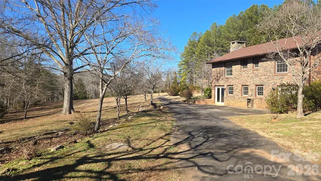 $1,000,000 | 591 Landrum Road, Tryon, NC 28782