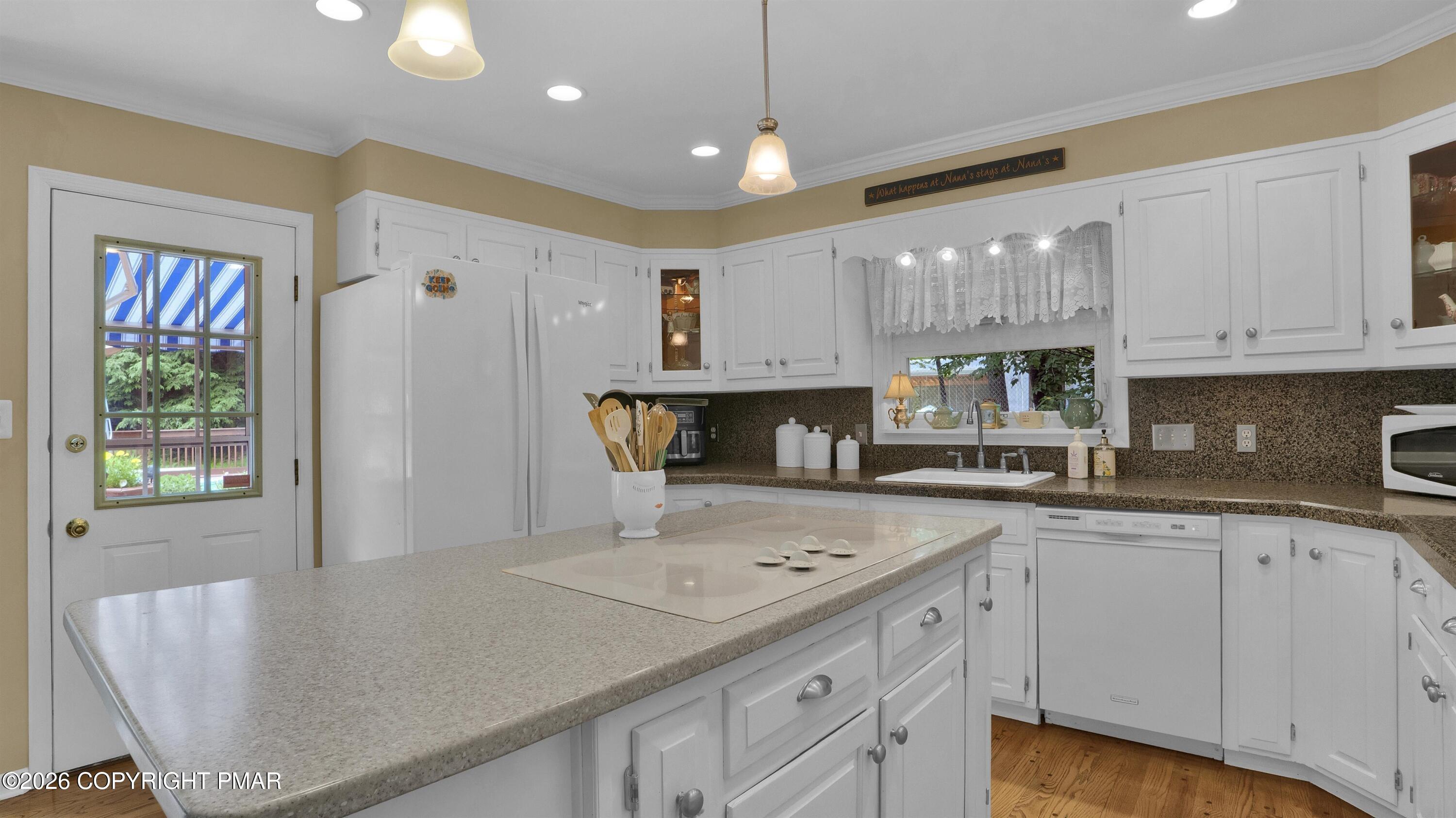 167 Balson Road Stroudsburg, PA 18360 - Photo 3 of 65 47-DSC08814