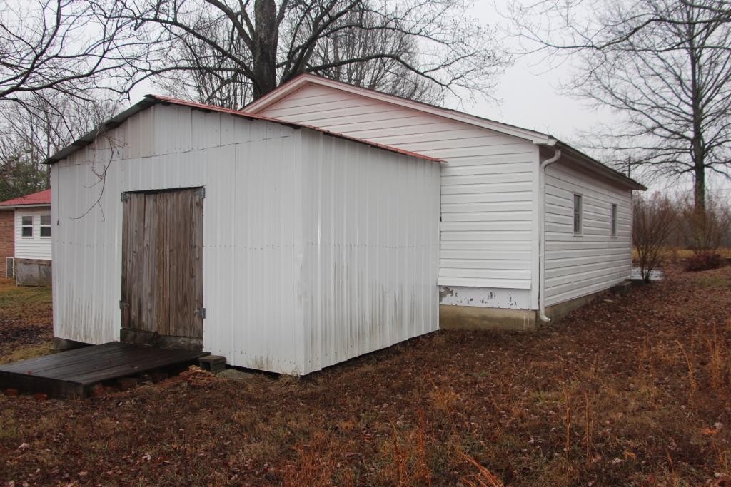 308 Brown Road Crossville, TN 38555 - Photo 10 of 12 Gallery Image 10