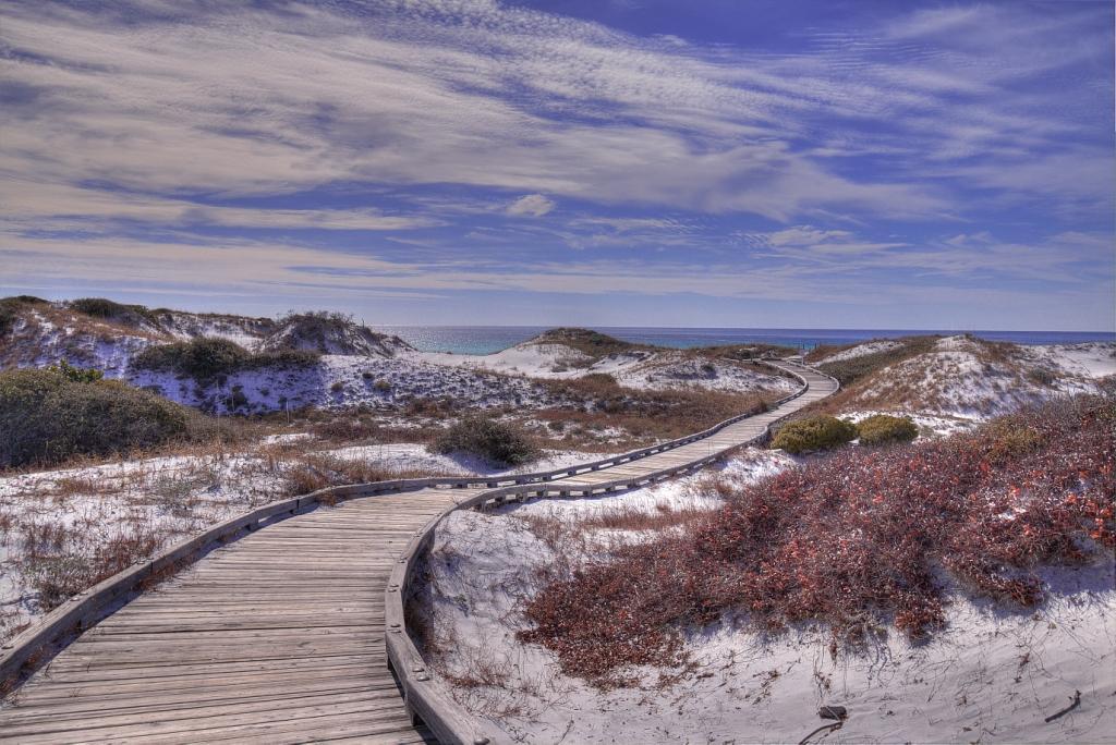 Walkway to the beaches
