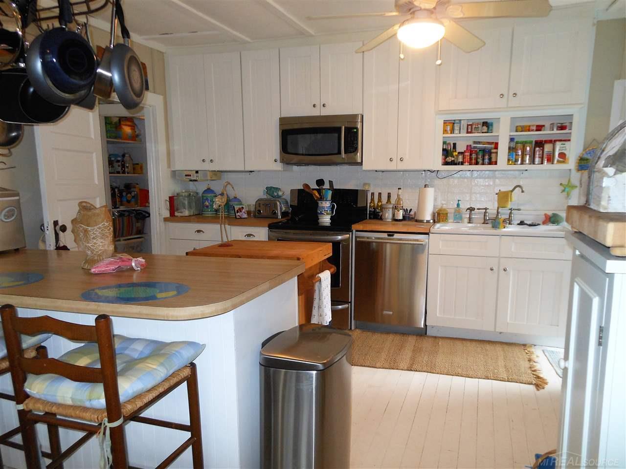 4515 Lakeshore Road Lexington, MI 48450 - Photo 23 of 39