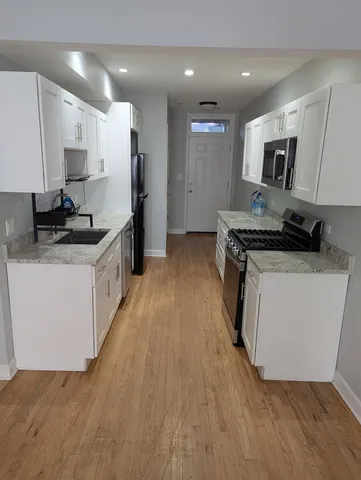 $129,900 | 6508 North Richmond Street, Unit 1D, Chicago, IL 60645