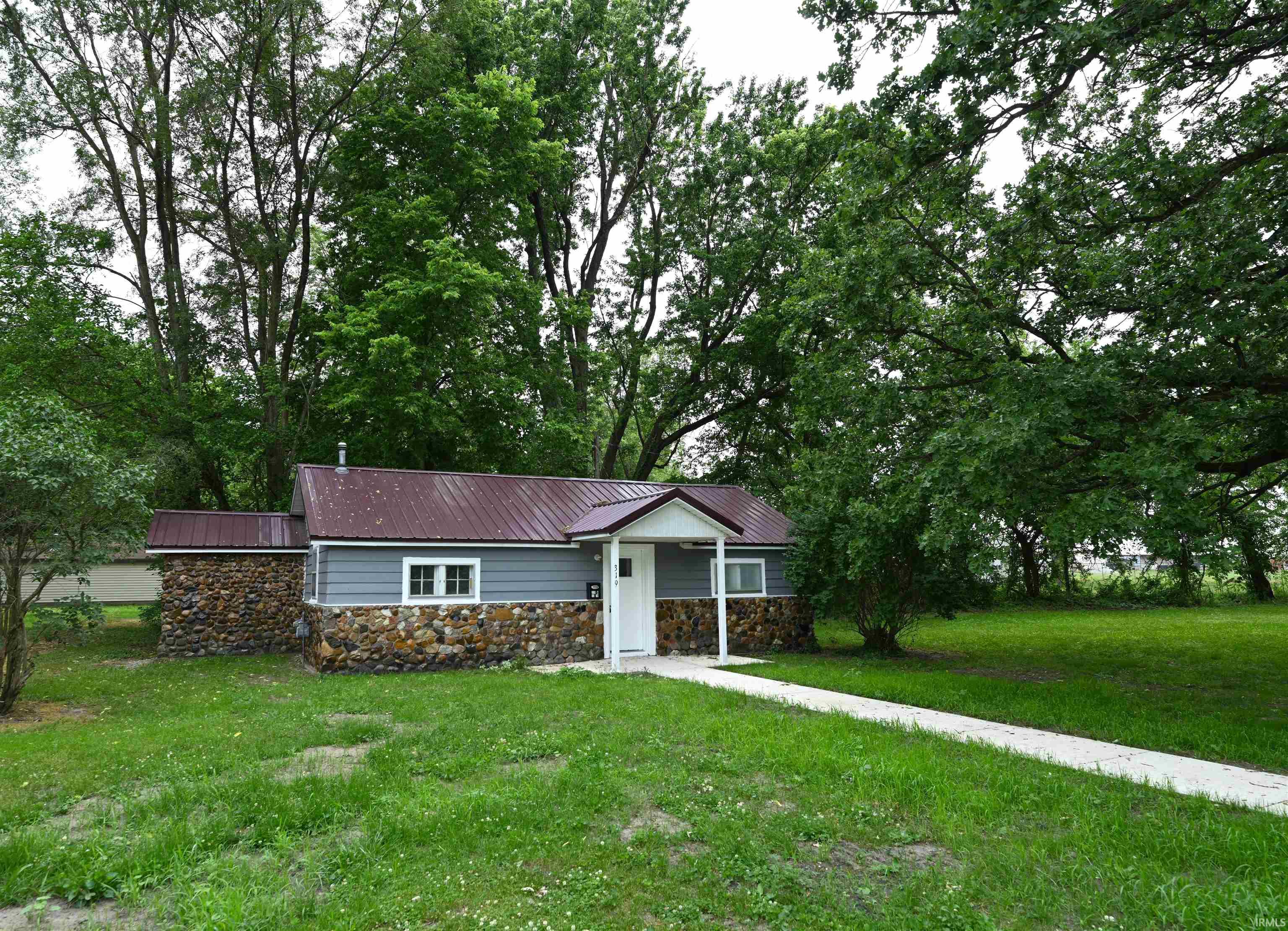 319 West 13th Street Winamac, IN 46996 - Photo 1 of 23