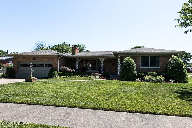 4105 Roxbury Road Louisville, KY 40218 - Photo 1 of 57 1
