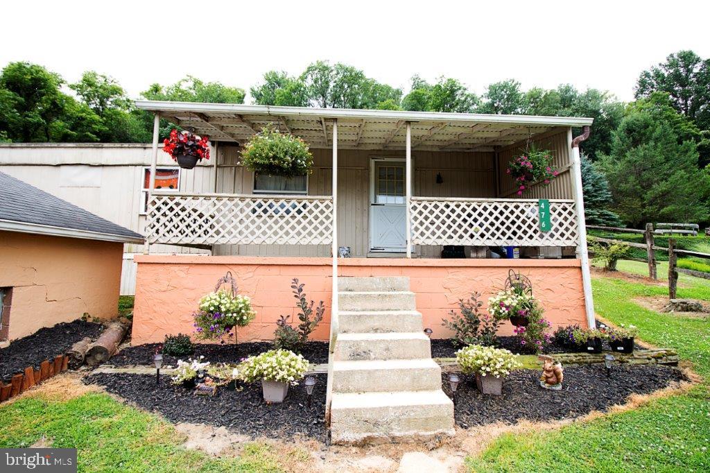 476 Camargo Road Quarryville, PA 17566 - Photo 3 of 6 Gallery Image 3