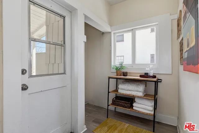 $1,899,000 | 4048 Madison Avenue, Culver City, CA 90232