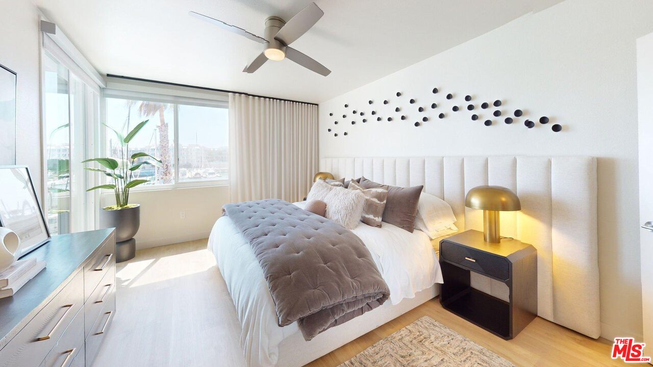 13900 Panay Way, Unit SR217 Marina del Rey, CA 90292 - Photo 4 of 6