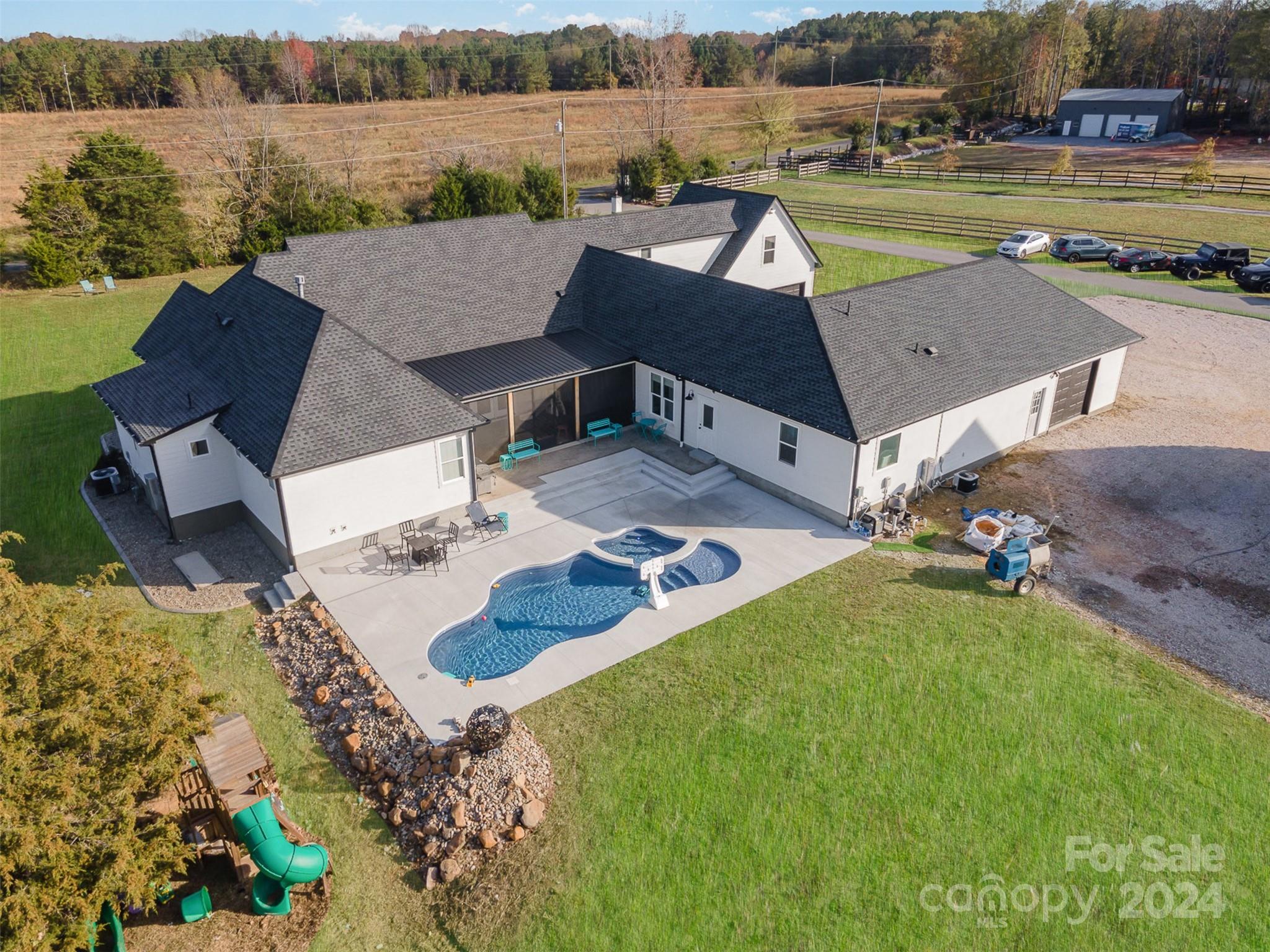 2369 State Rd S-46-172 Clover, SC 29710 - Photo 4 of 48