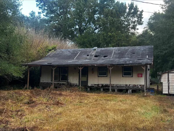 $29,000 | 590 Meek Street, Vidor, TX 77662