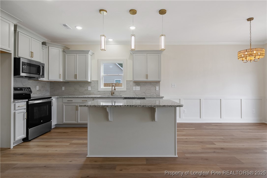 2130 Smith Road Hope Mills, NC 28348 - Photo 12 of 49 Gallery Image 12