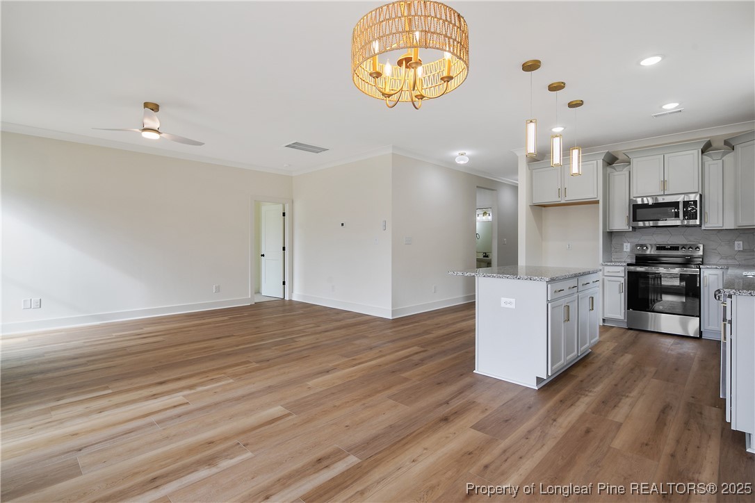 2130 Smith Road Hope Mills, NC 28348 - Photo 16 of 49 Gallery Image 16