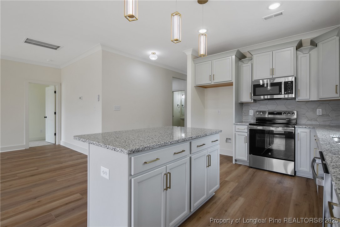 2130 Smith Road Hope Mills, NC 28348 - Photo 19 of 49 Gallery Image 19