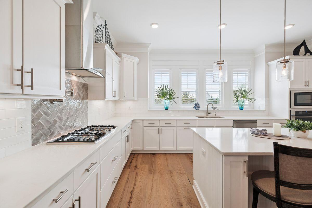 11 East Crabbing Hole Ln Inlet Beach Inlet Beach, FL 32461 - Photo 14 of 59 Gas Cooktop