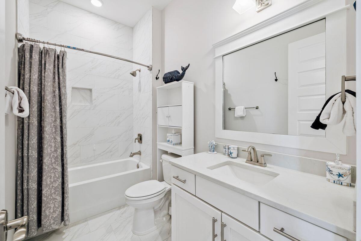 11 East Crabbing Hole Ln Inlet Beach Inlet Beach, FL 32461 - Photo 40 of 59 Guest Bath