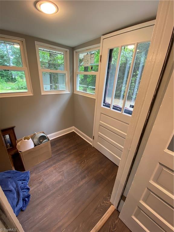 718 Oakview Road High Point, NC 27265 - Photo 7 of 19