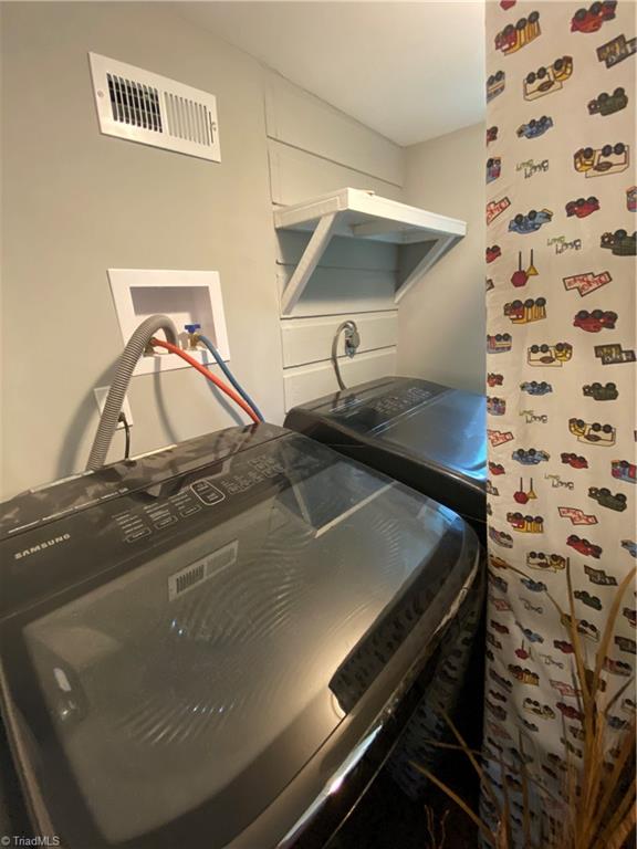 718 Oakview Road High Point, NC 27265 - Photo 8 of 19