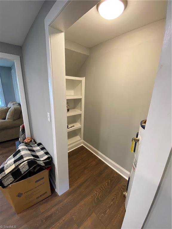 718 Oakview Road High Point, NC 27265 - Photo 10 of 19