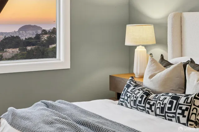 $680,000 | 20 Parkridge Drive, Unit 4, San Francisco, CA 94131