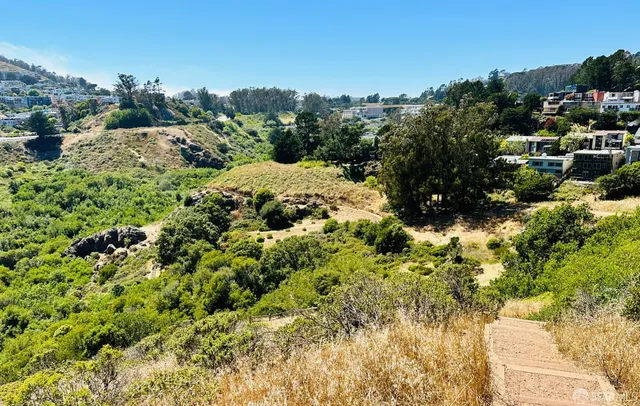 $680,000 | 20 Parkridge Drive, Unit 4, San Francisco, CA 94131