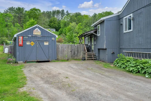 $349,000 | 724 South Windsor Street, Royalton, VT 05068