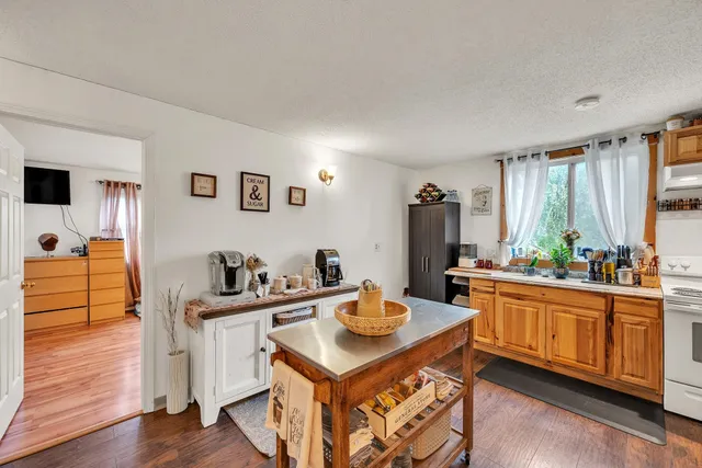 $349,000 | 724 South Windsor Street, Royalton, VT 05068