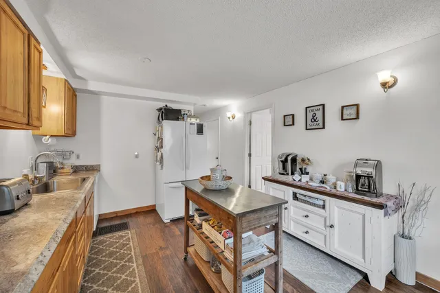 $349,000 | 724 South Windsor Street, Royalton, VT 05068